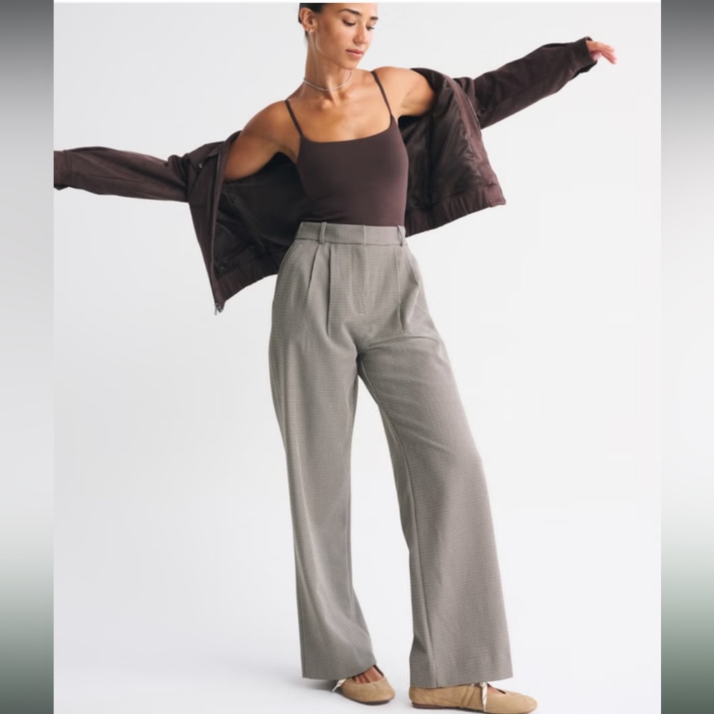 NWT Abercrombie Curve Love Sloane Tailored Wide Leg Pant- Brown Herringbone 29L